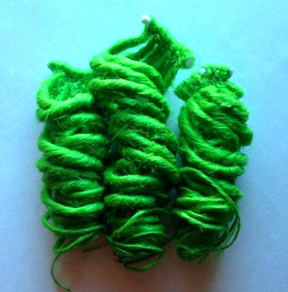 15 SE Single Ended Bright Lime Green Dreads Dreadlocks Hair Extensions Curly
